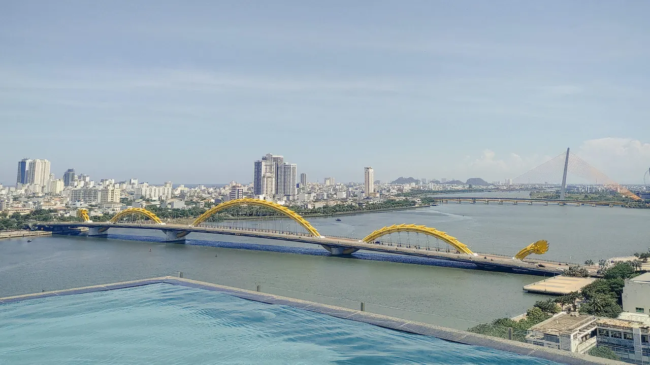 Dragon Bridge, Da Nang