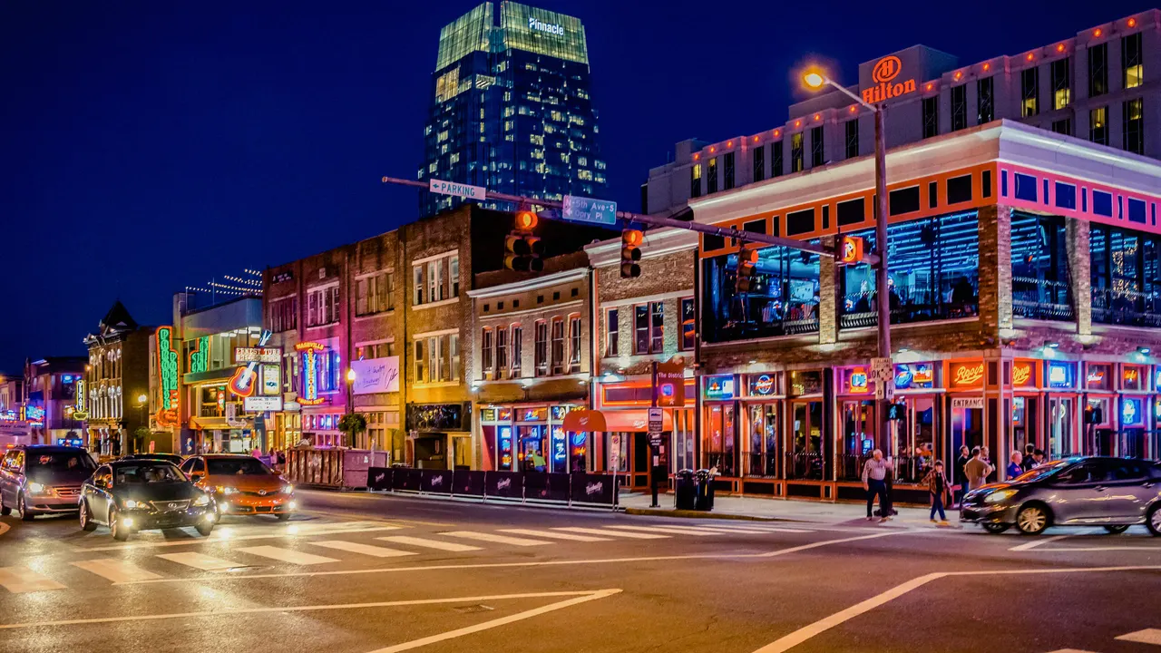 Neon honky-tonks on Broadway, Nashville