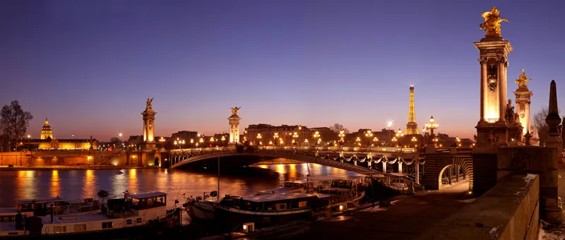 Pont-Alexandre-III-et-Invalides in Paris, France