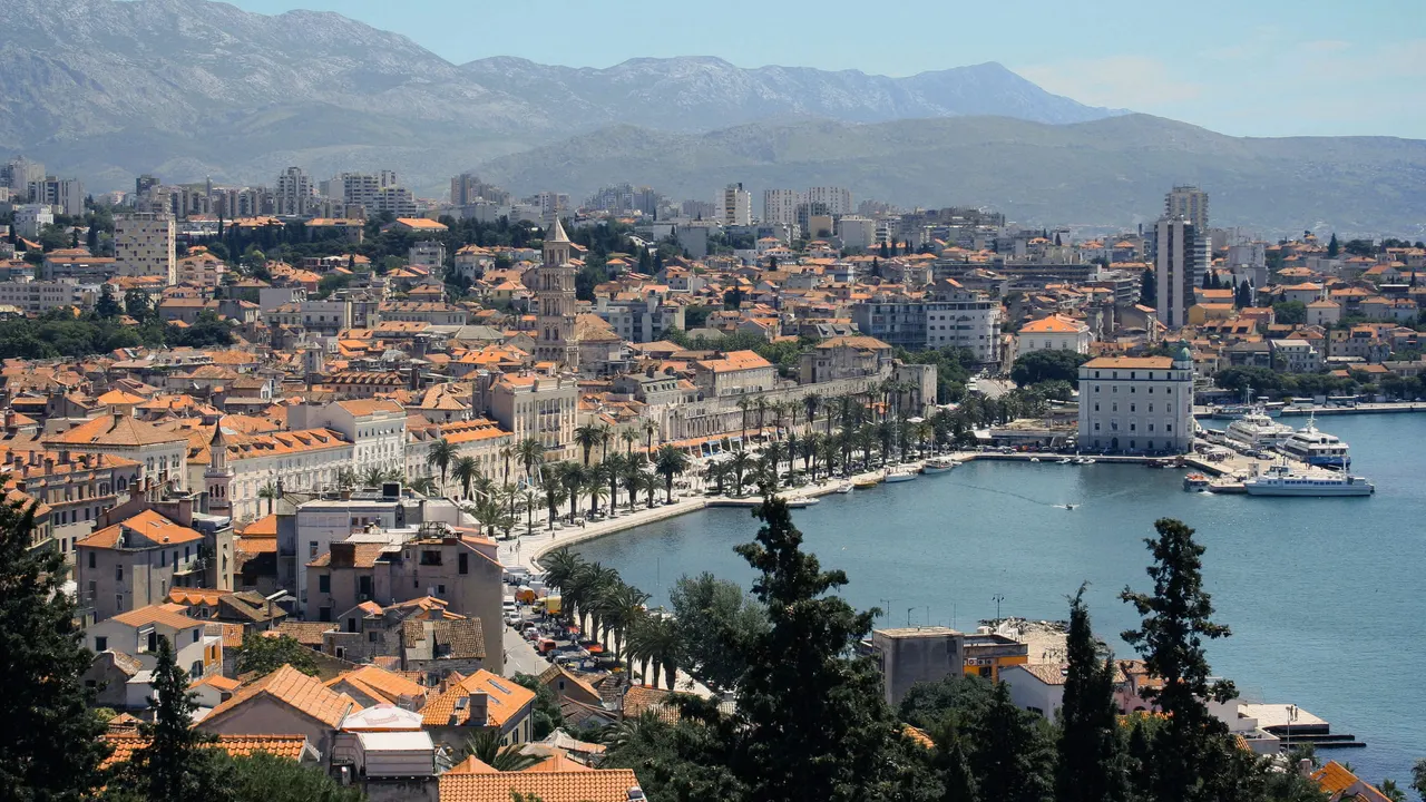 The Riva waterfront and old town, Split