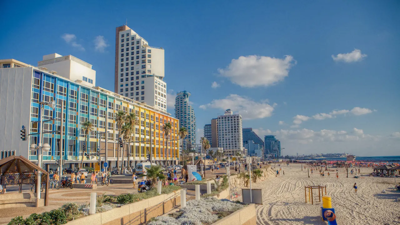 The beachfront promenade, Tel Aviv