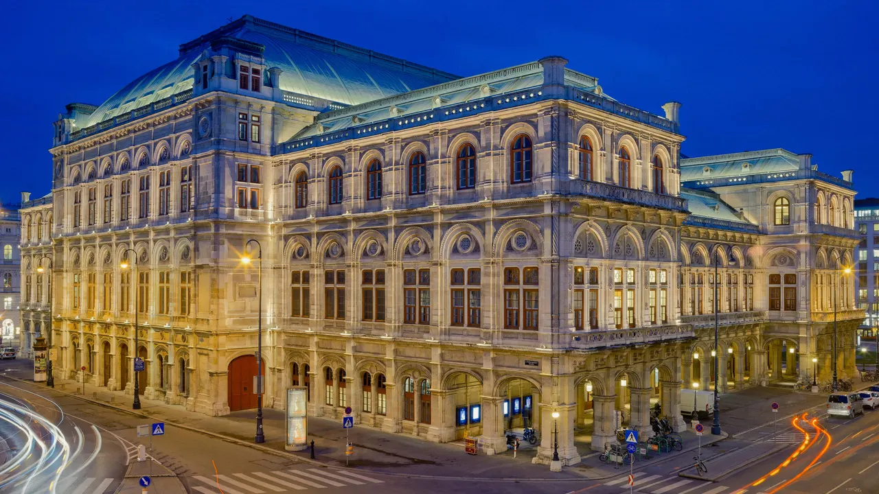 The Vienna State Opera at dusk