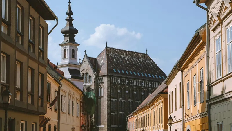 Erzsébetváros and the Jewish Quarter in budapest hu