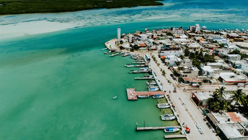 Mercado 28 and SM 22 in cancun mx
