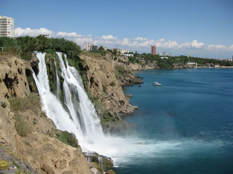 Lara and Kundu in antalya tr