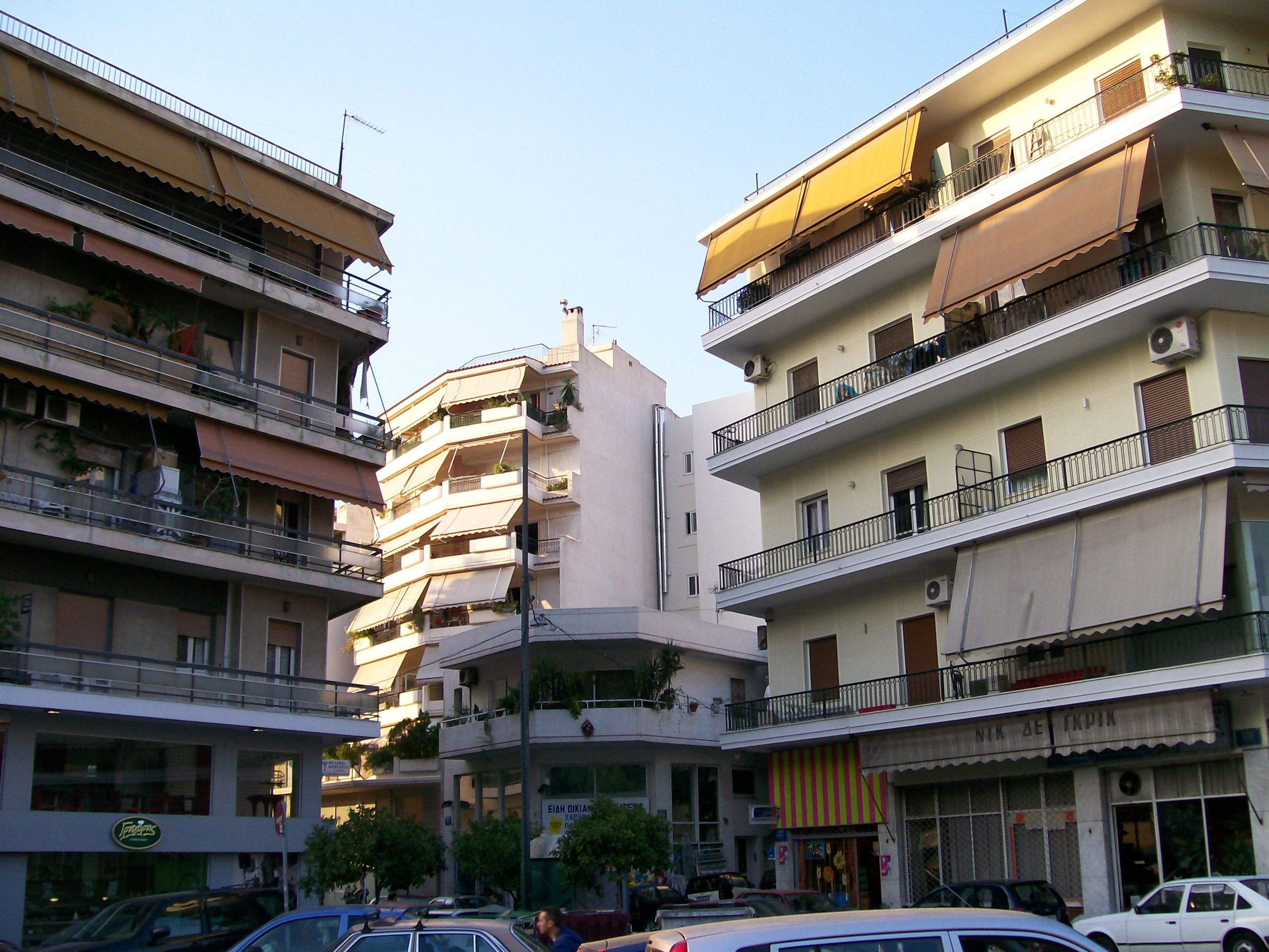 Neos Kosmos in Athens