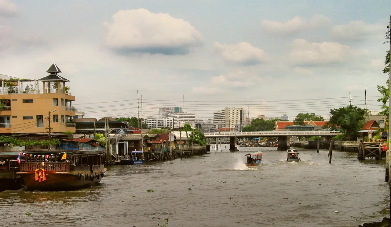 Khlong Chan in Bangkok