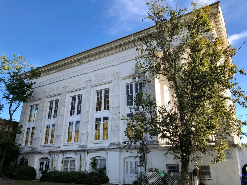Cannonborough-Elliotborough in charleston us