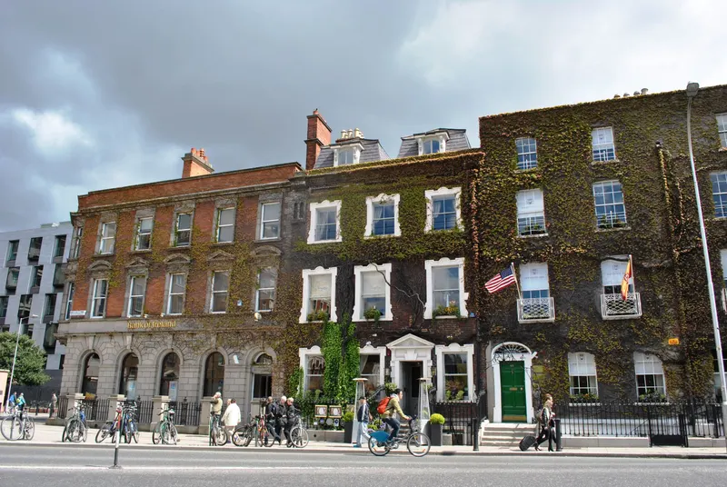 St Stephen's Green and Grafton Street in dublin ie
