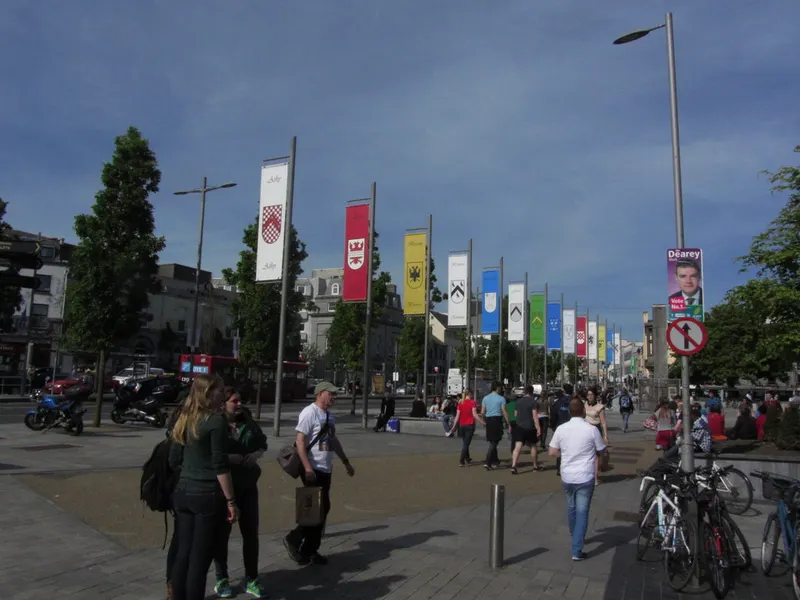 Eyre Square in galway ie