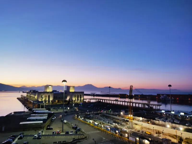 Porto in Naples