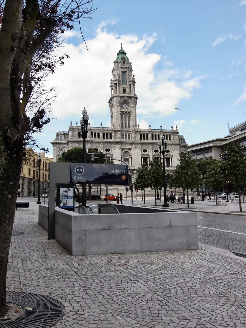 Baixa and Aliados in porto pt