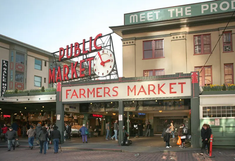 Downtown, Pike Place and Waterfront in seattle us