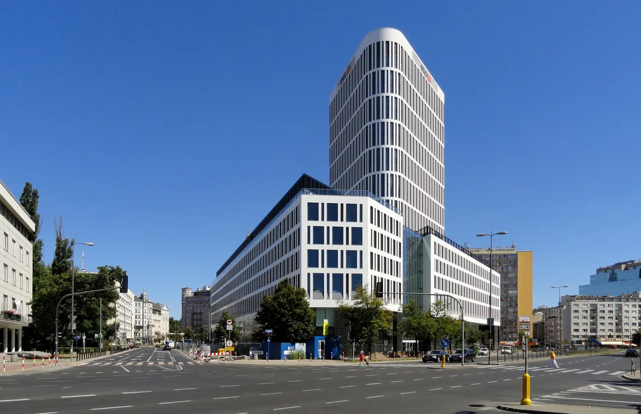 Plac Unii in Warsaw