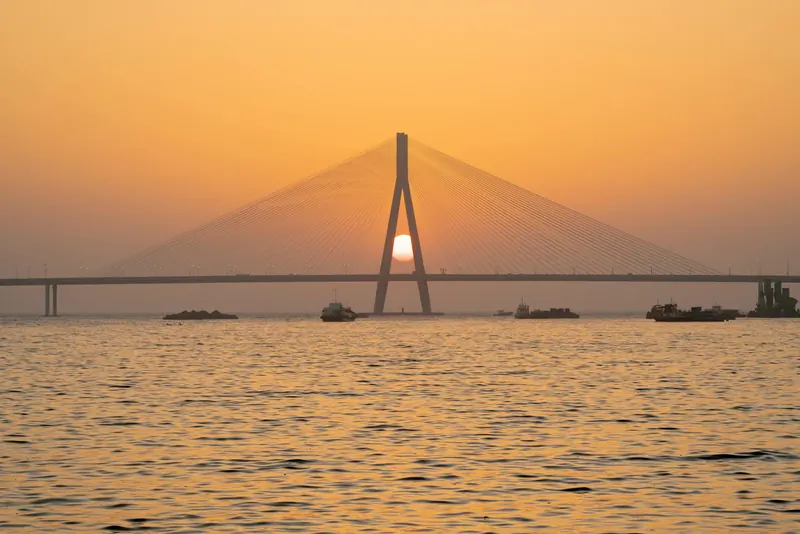 Marine Drive & Malabar Hill in mumbai in