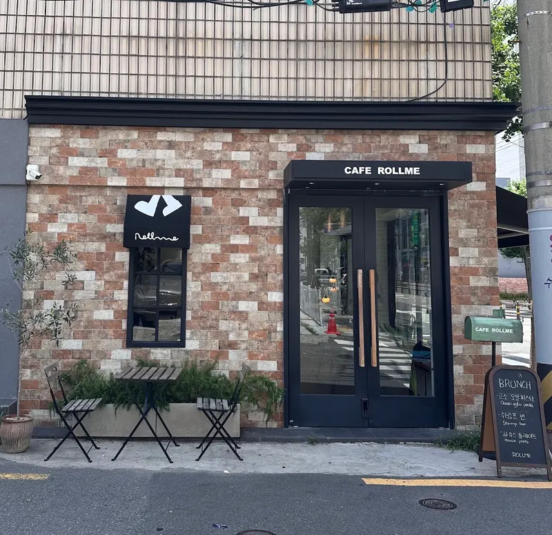 카페롤미 in Millak-dong, Busan