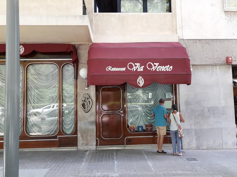Via Veneto in Sant Gervasi - Galvany, Barcelona