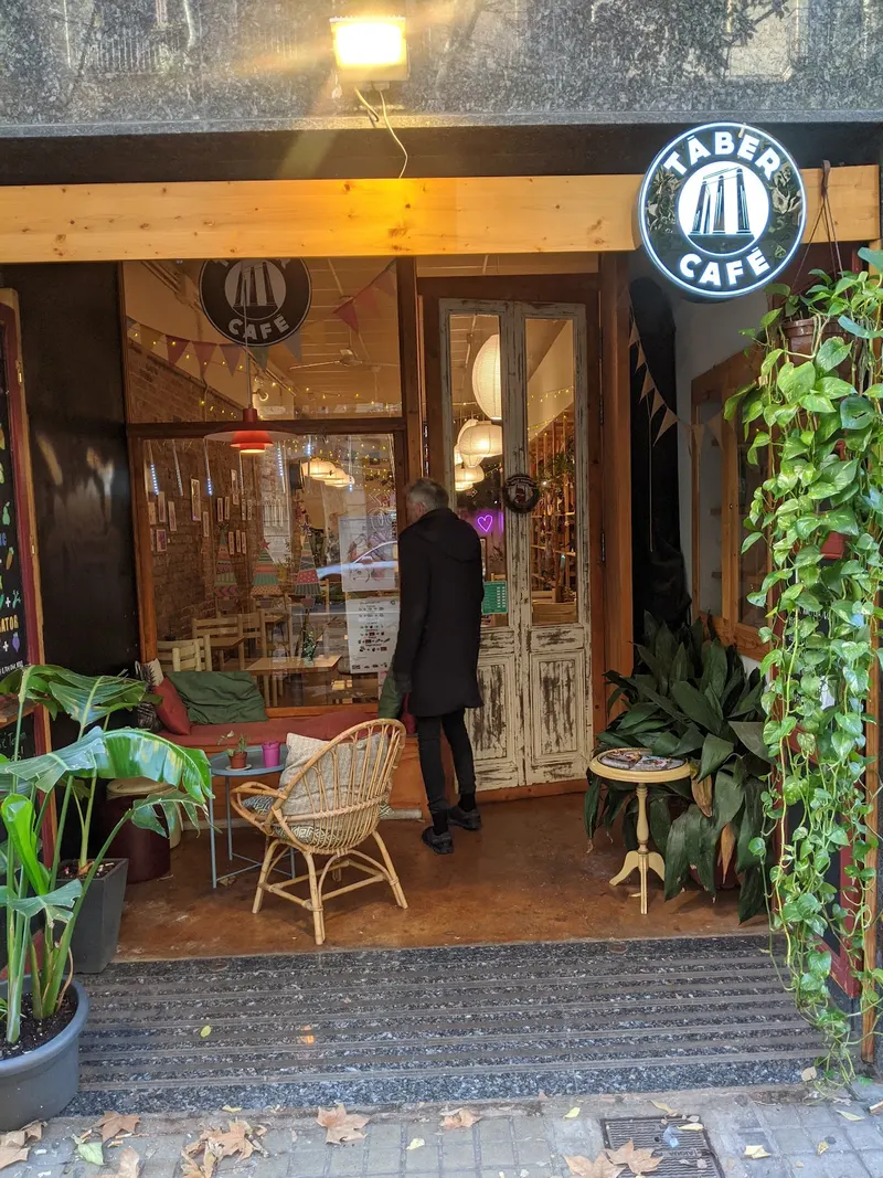 Tàber Cafè brunch in Sant Antoni, Barcelona