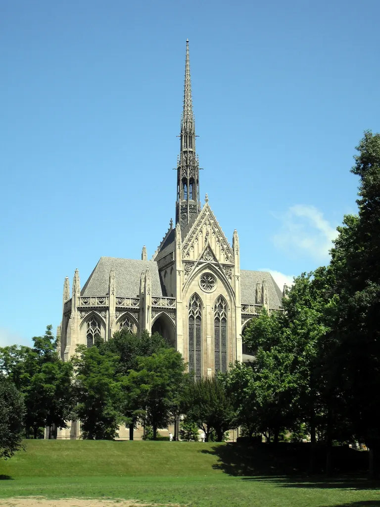 Heinz Memorial Chapel in North Oakland, Pittsburgh