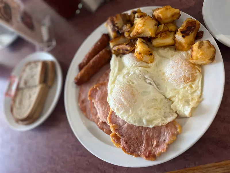 Sammy's Family Restaurant in Bendale, Toronto