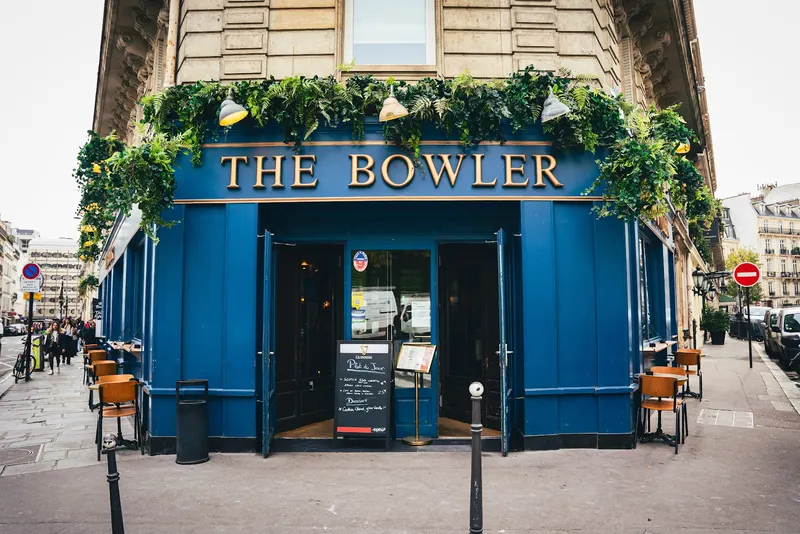 Bowler
