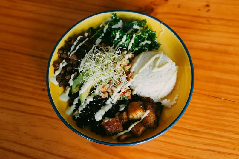 Earthy Picks Vegan Cafe in South Eola, Orlando