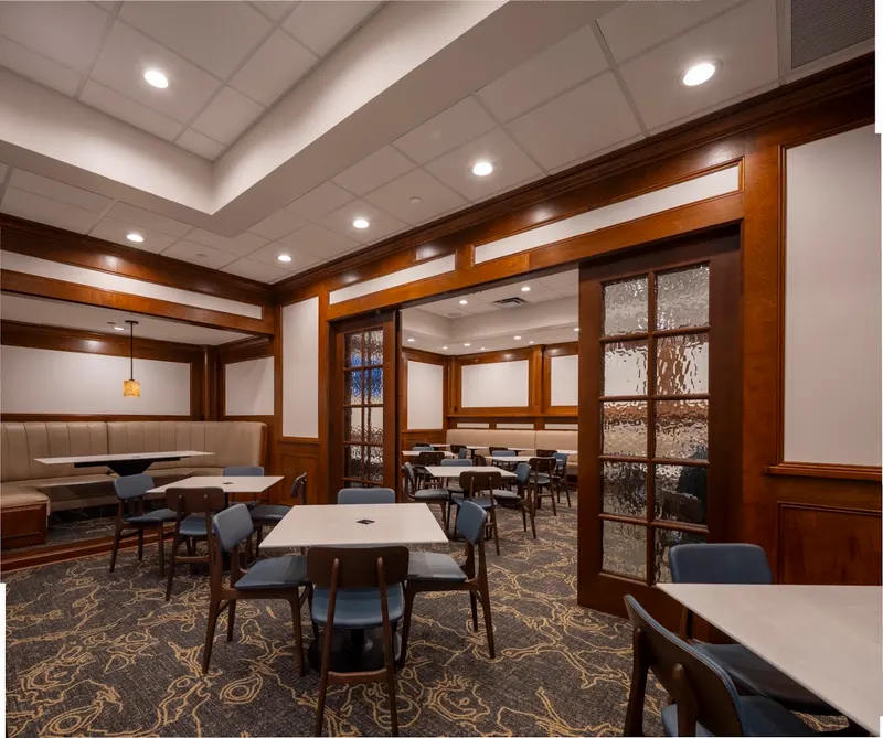 Black Walnut Kitchen & Bar in Mercer Botanic Gardens, Houston