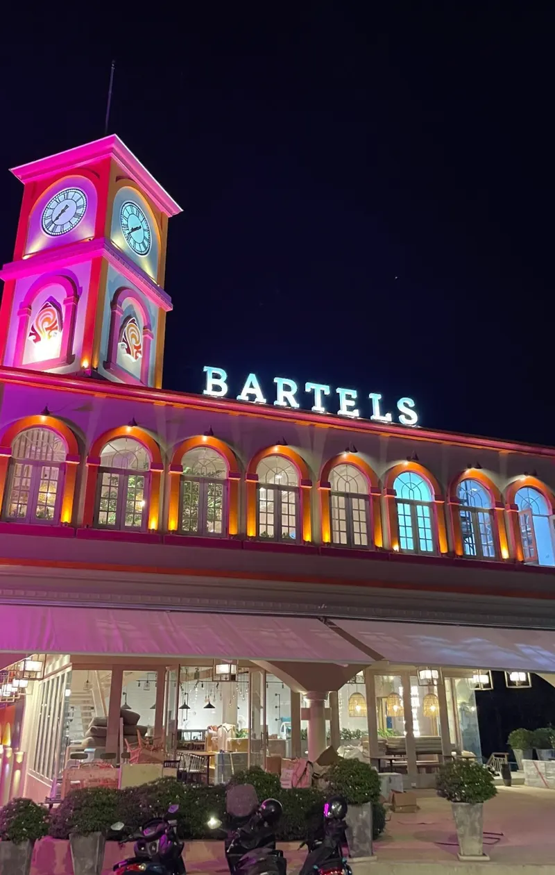 Bartels Blue Tree - Sourdough Sandwiches & Juicery in Si Sunthon, Phuket