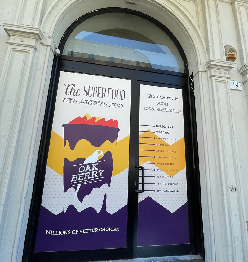 Oakberry Açaí - Milano - Cadorna in Magenta - S. Vittore, Milan