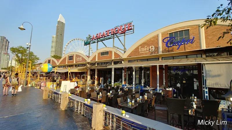 Asiatique The Riverfront in Bang Kho laen, Bangkok