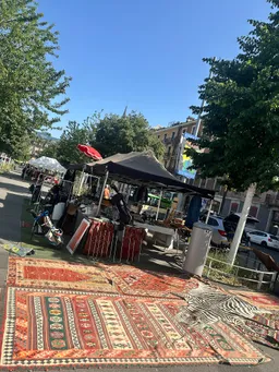Flea market at Plainpalais