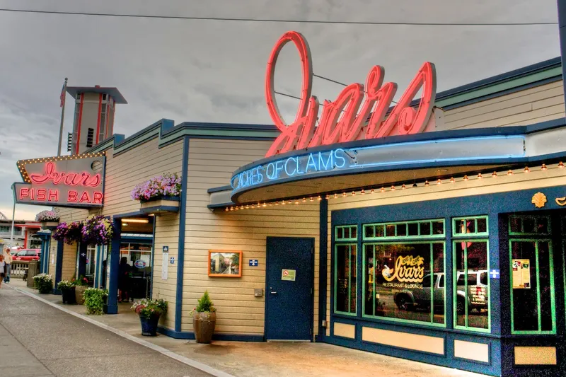 Ivar's Acres of Clams in Central Business District, Seattle