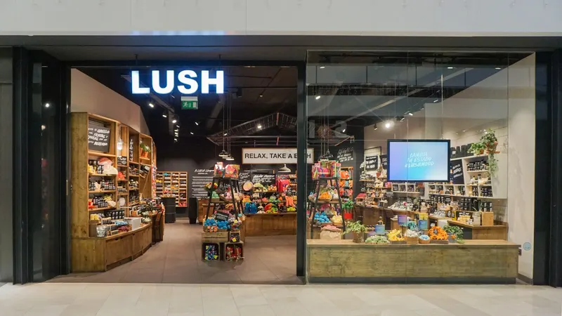 LUSH Plenilulio in Rejas, Madrid