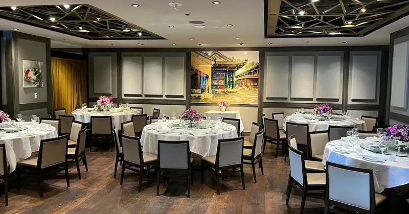 Harborview Restaurant & Bar