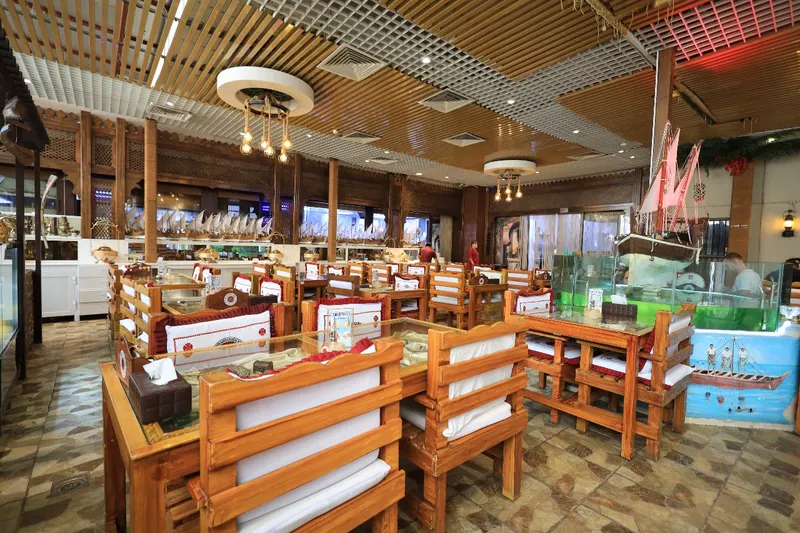 Al Bait ALqadeem Restaurant and Cafe in Dayrah, Dubai