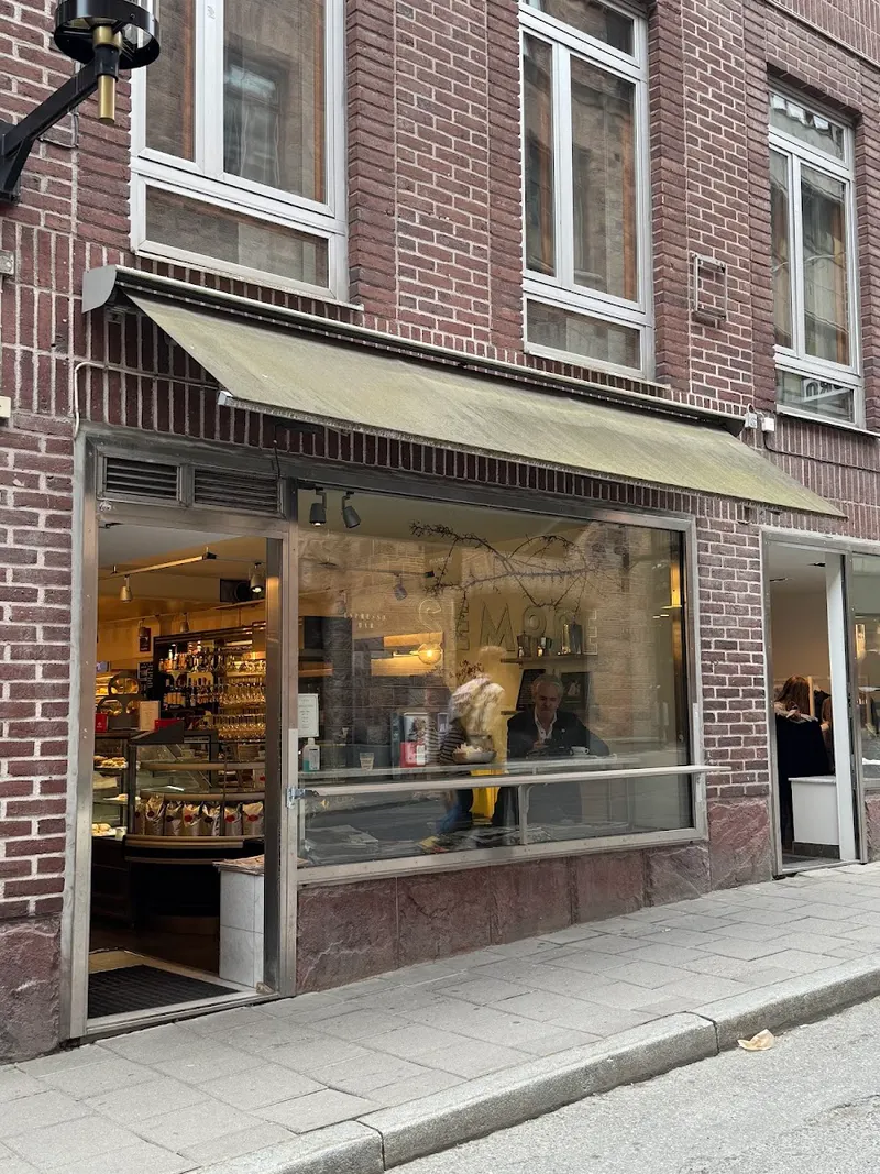 Sempre Espresso Bar
