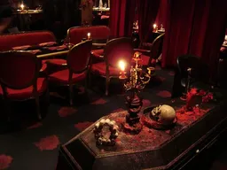 Vampire Café