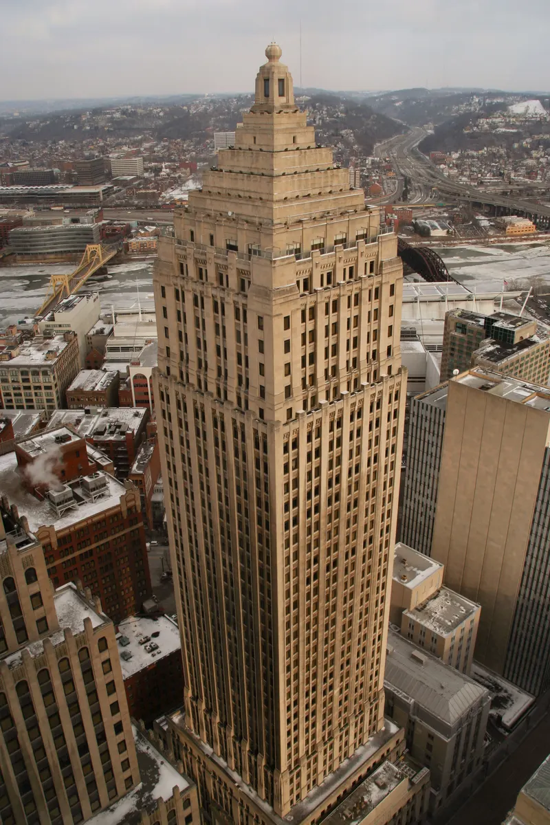 Gulf Tower in Chinatown, Pittsburgh