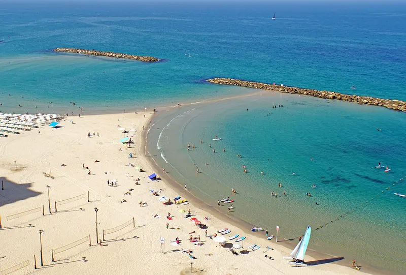 Gordon beach