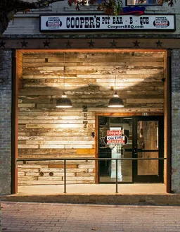 Cooper’s Old Time Pit Bar-B-Que