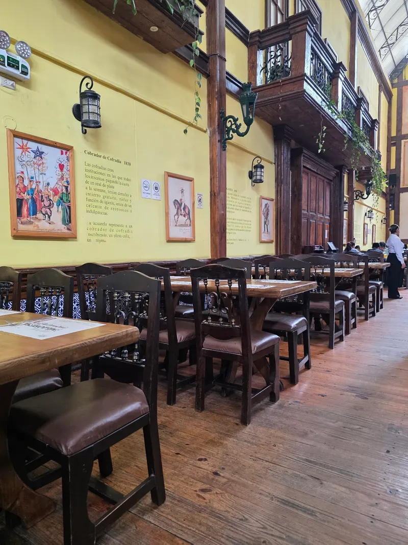 Villa Chicken in Centro Histórico, Lima