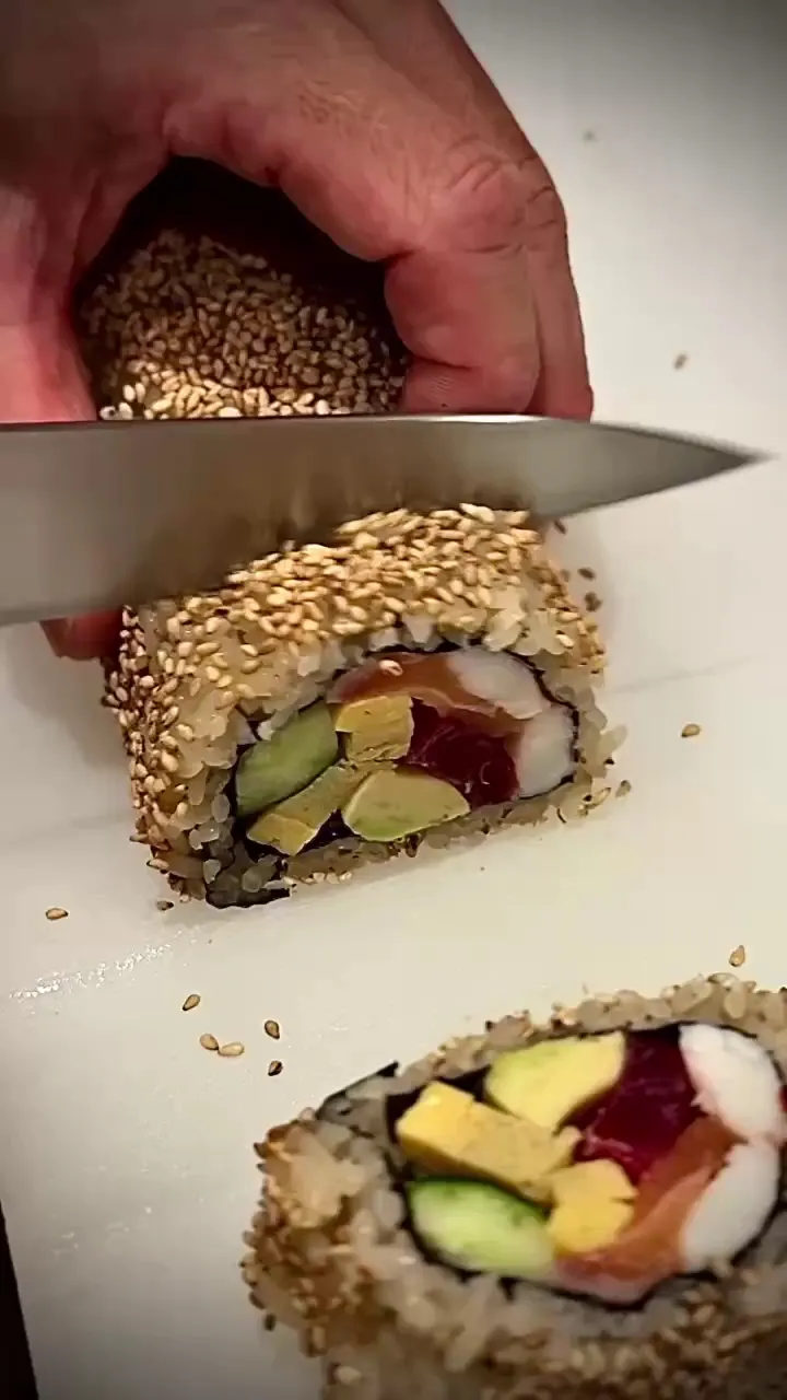 Ura Namba Sushi Tofuji in Sennichimae, Osaka