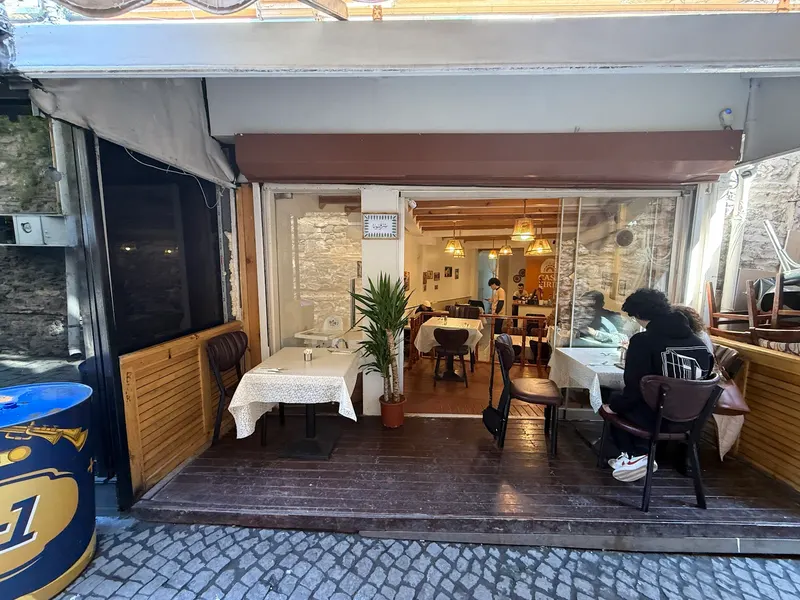 Casa firin in Mecidiye, Istanbul