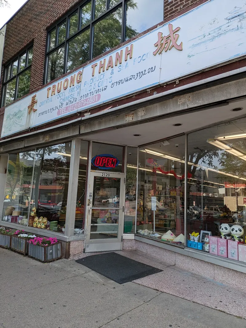 TT Market in Whittier, Minneapolis
