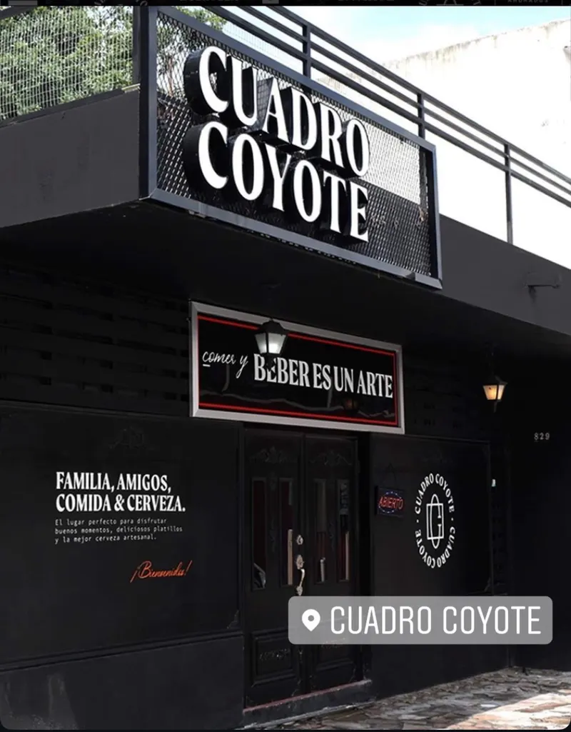 Cuadro Coyote in Centro de Monterrey, Monterrey