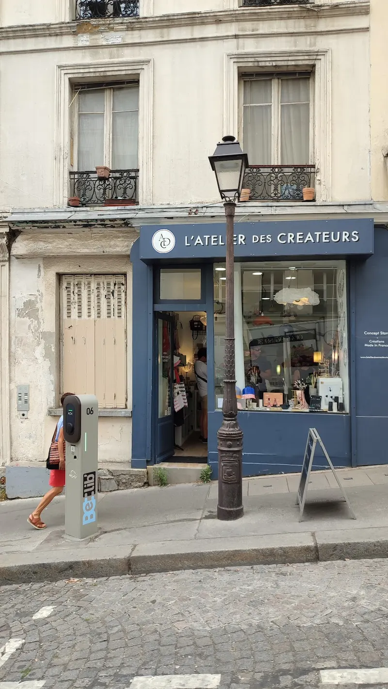 Mon Atelier des Rêves Paris in Montmartre, Paris
