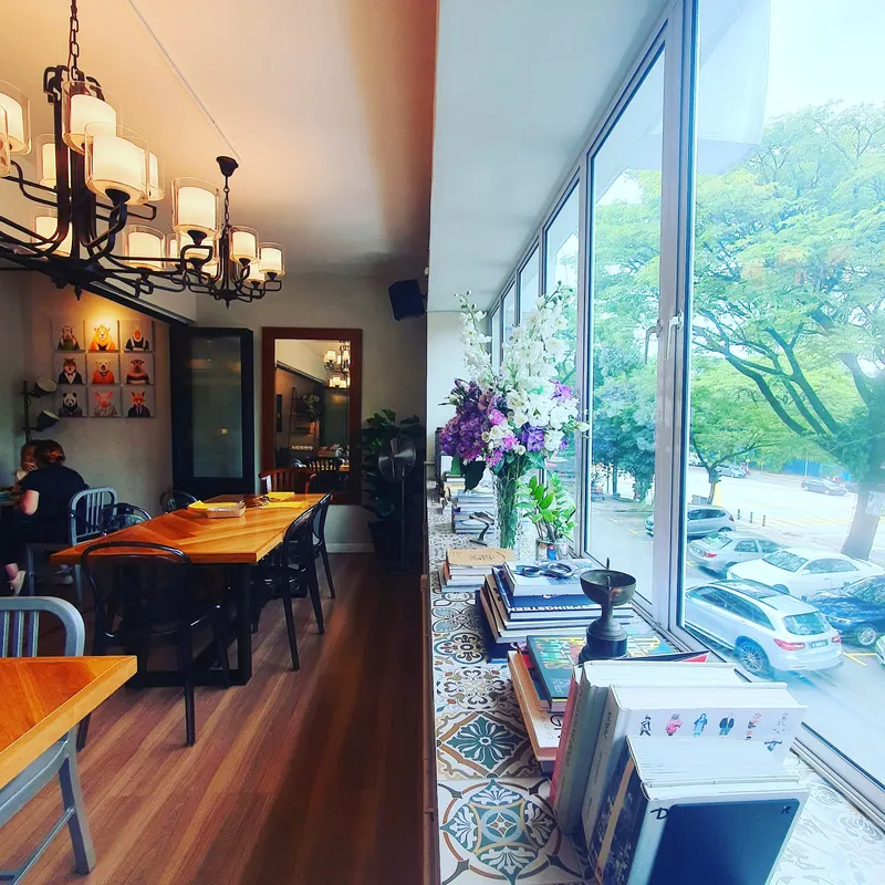 Front Room in Seputeh, Kuala Lumpur