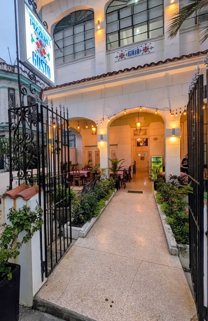 Gusto Havana Italian Restaurant in Rampa, Havana