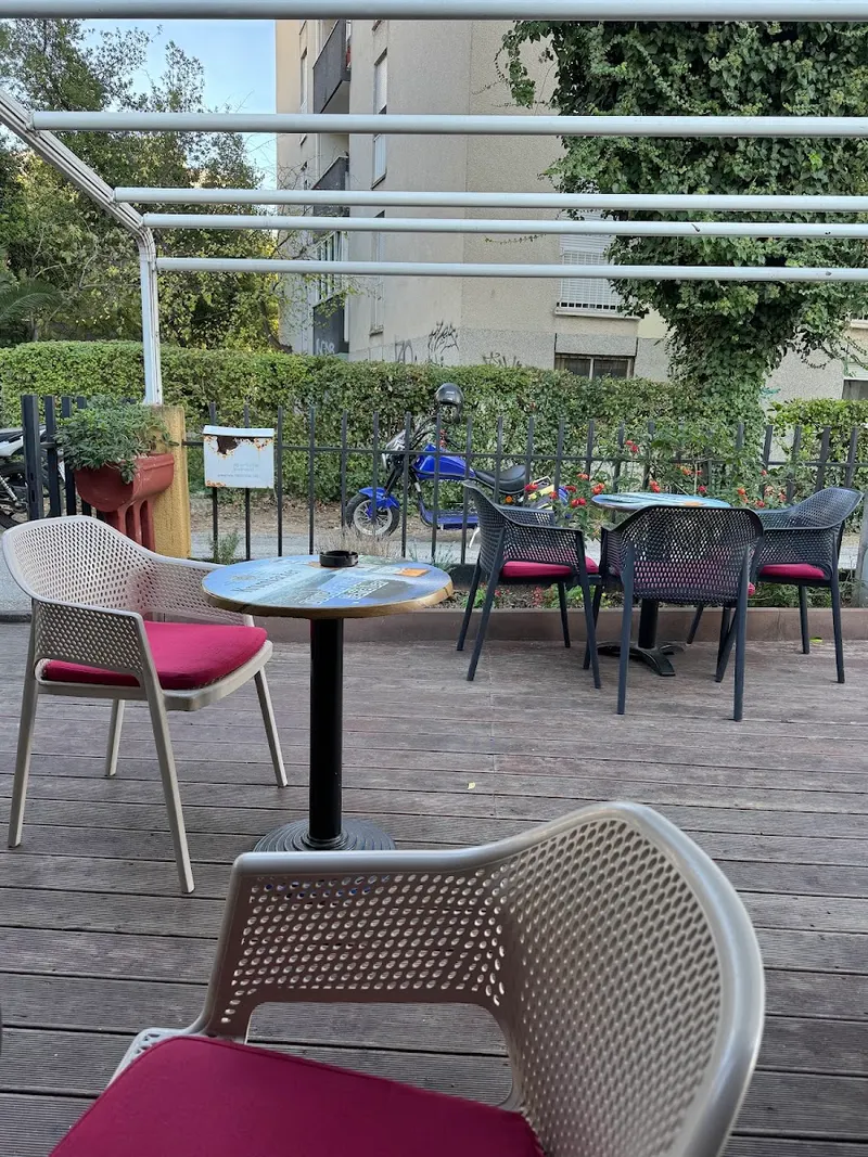 Caffe Bar Double Out