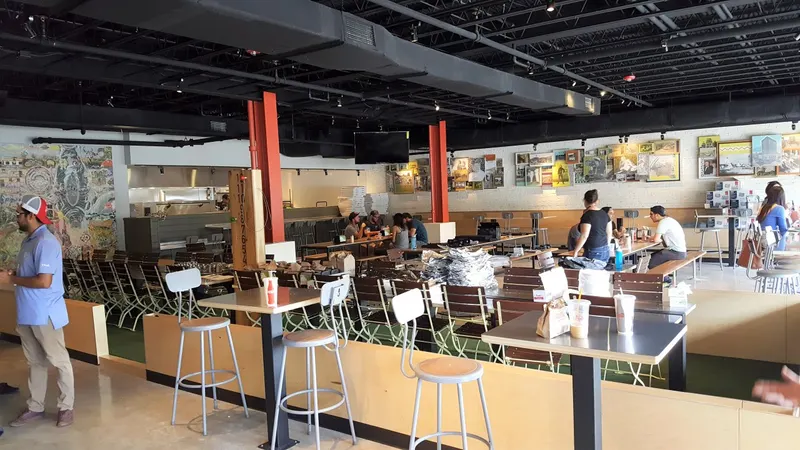 Lazy Moon Pizza in Park Lake/Highland, Orlando